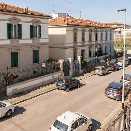 Anna - 4 Camere, Bagni Privati E Giardino * Florence