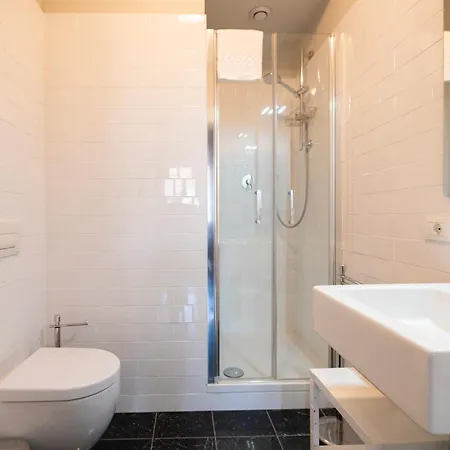 Anna - 4 Camere, Bagni Privati E Giardino * Florence